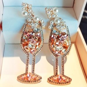 Stunning and fun bubbly champagne earrings
